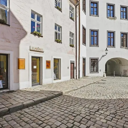 Apartmán Boutique 2br In Old Town With Parking